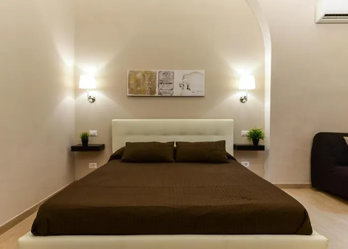 - Amami Collection Roma